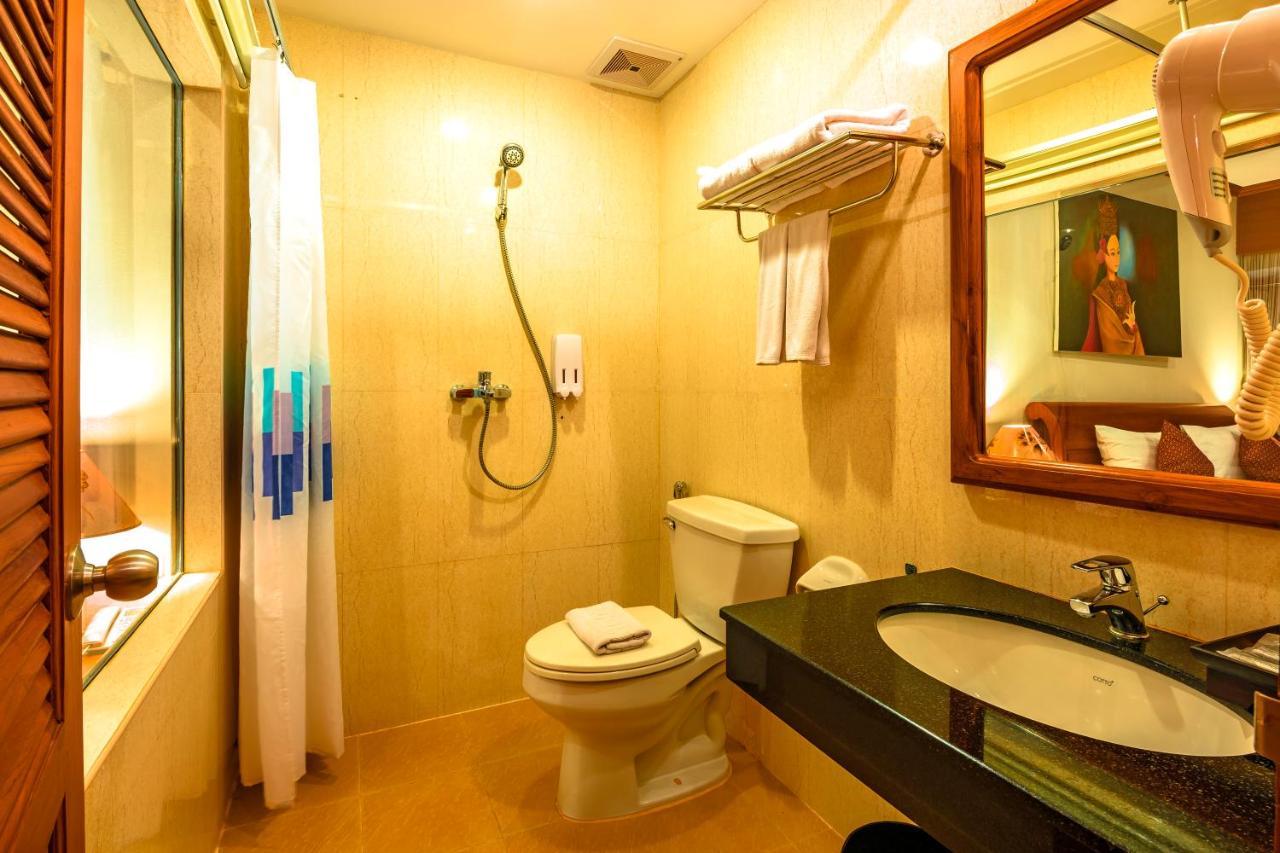 Hotel Patong Heaven Extérieur photo