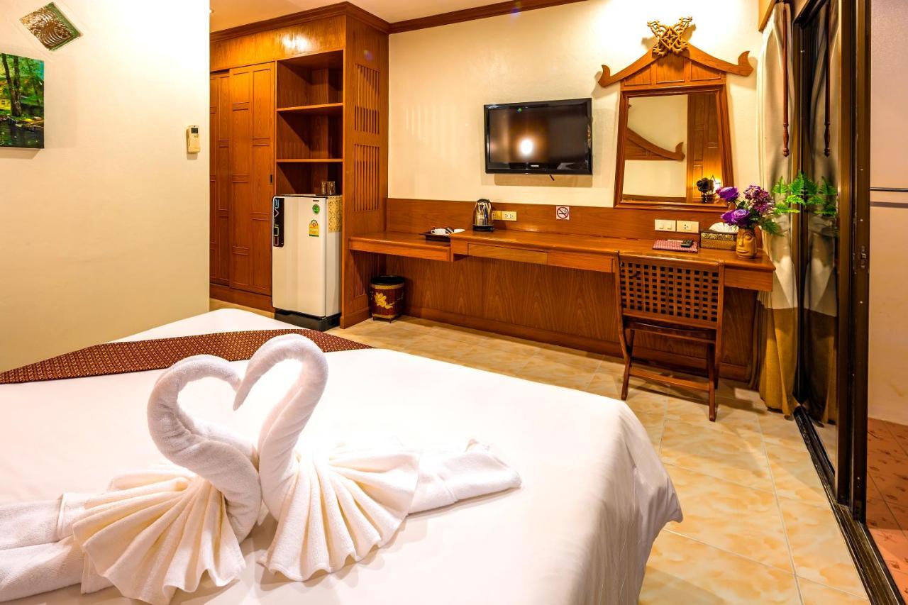 Hotel Patong Heaven Extérieur photo